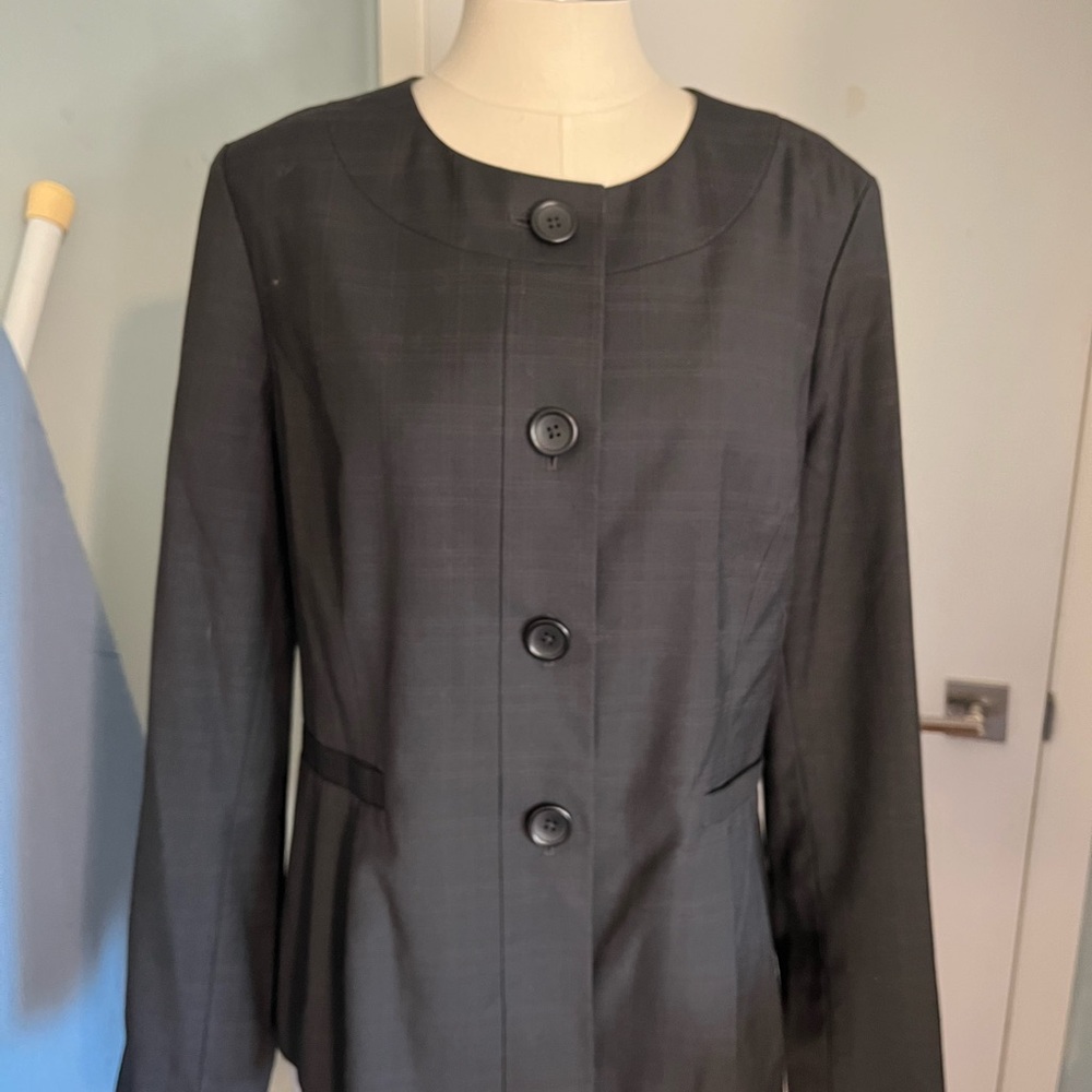 Banana Republic Charcoal Women's Blazer. Bust 40”